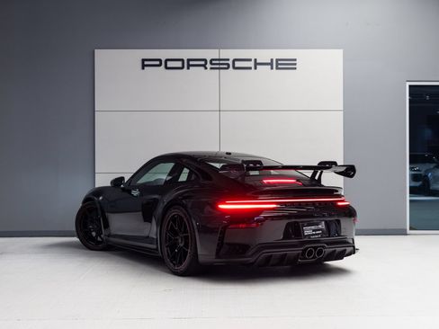 Certified 2026 Porsche 911 GT3 RWD image 3