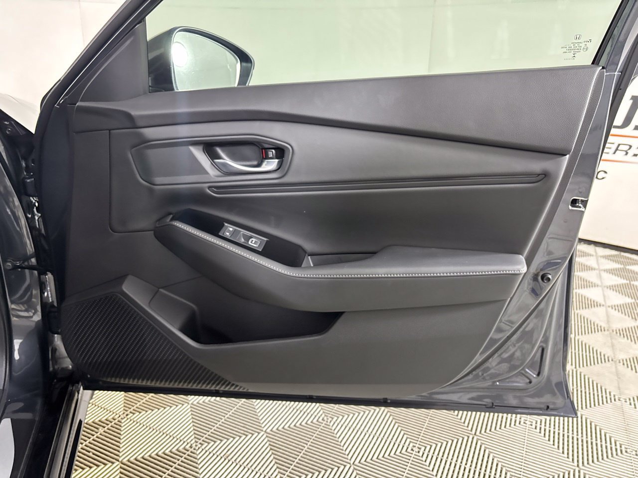 Used 2024 Honda Accord Touring image 30