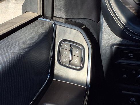 Used 2024 Ford F150 Lightning Platinum image 40