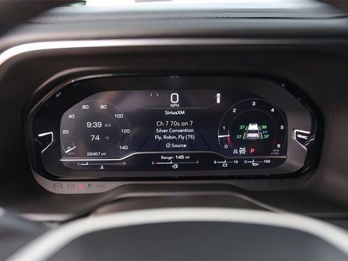 Used 2024 GMC Yukon Denali image 11