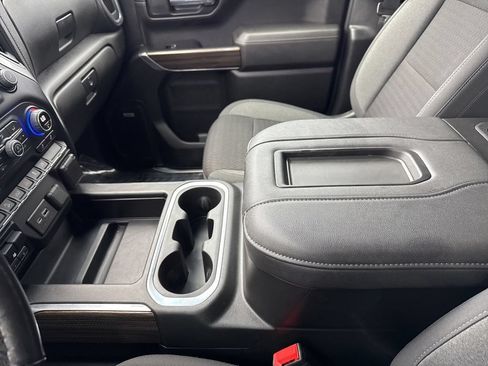 Used 2022 Chevrolet Silverado 1500 LT Trail Boss w/ Convenience Package II AWD/4WD image 21