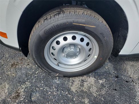 New 2025 Ford Maverick XL w/ 4K Tow Package image 9