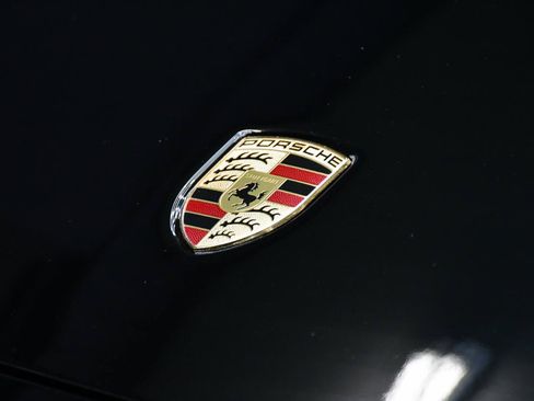 Used 2020 Porsche 911 Carrera 4S AWD/4WD image 4