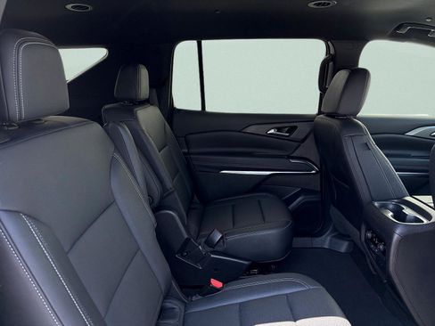 Used 2025 Chevrolet Traverse LT AWD/4WD image 27
