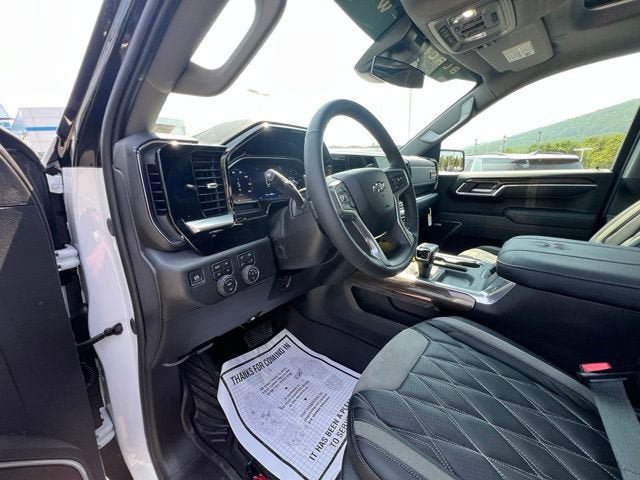 New 2026 Chevrolet Silverado 1500 RST AWD/4WD image 17