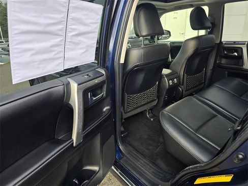 Used 2016 Toyota 4Runner Limited image 15