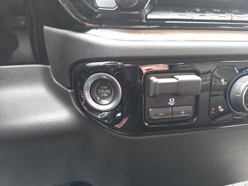 Used 2024 Chevrolet Silverado 2500 LT w/ Z71 Sport Edition image 12