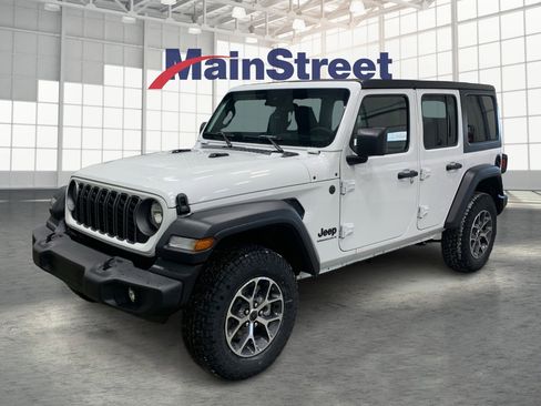 Used 2025 Jeep Wrangler Sport S image 1