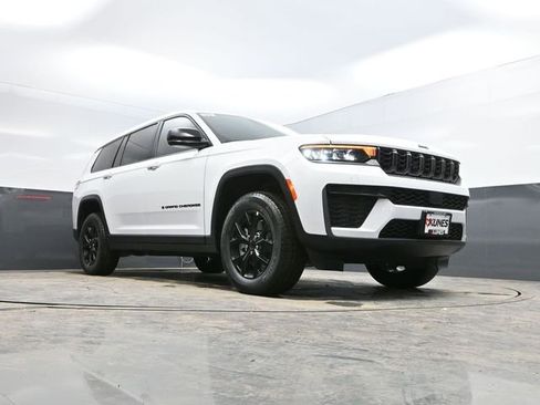 New 2026 Jeep Grand Cherokee L 4WD image 39