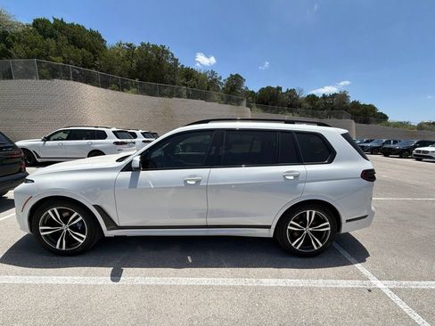Used 2026 BMW X7 xDrive40i AWD/4WD image 2