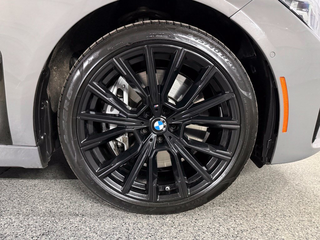 Used 2022 BMW 750i xDrive w/ Executive Package AWD/4WD image 5