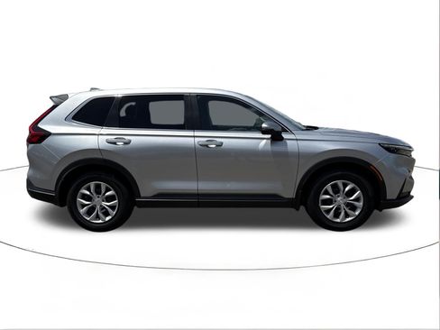 Used 2025 Honda CR-V LX image 2