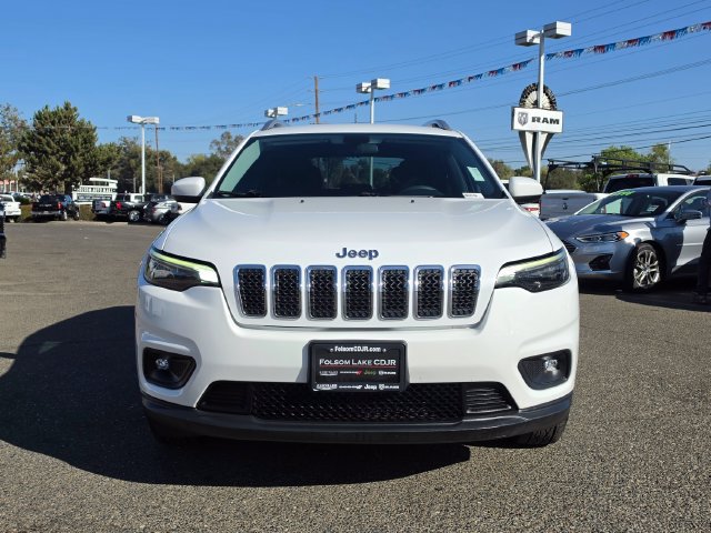 Used 2019 Jeep Cherokee Latitude w/ Popular Appearance Group FWD image 2