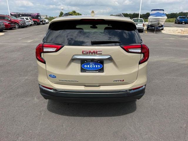 Used 2022 GMC Terrain AT4 w/ Infotainment Package II AWD/4WD image 6