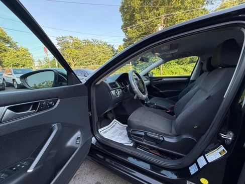 Used 2016 Volkswagen Passat 1.8T S FWD image 14