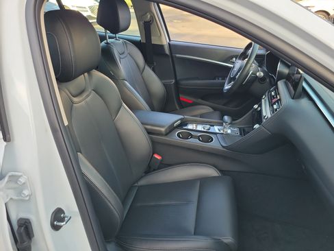 Used 2026 Genesis G70 2.5T RWD image 21