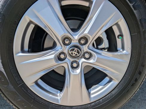 Used 2025 Toyota RAV4 XLE w/ Convenience Package FWD image 7