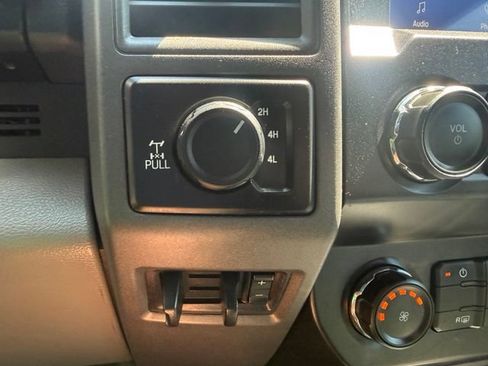 Used 2021 Ford F350 XL w/ STX Appearance Package AWD/4WD image 23