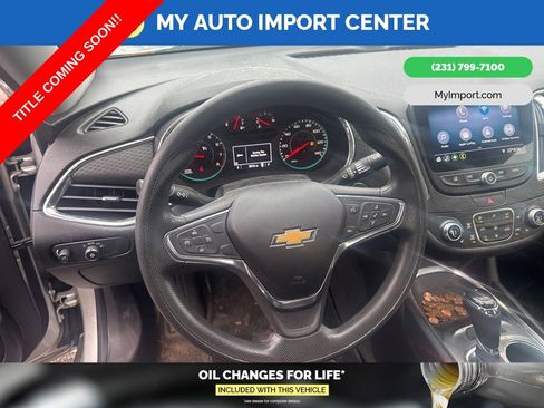 Used 2019 Chevrolet Malibu LT image 14