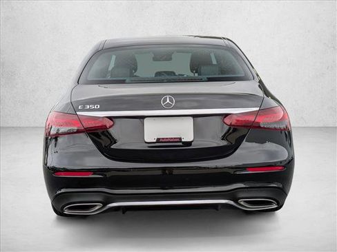 Used 2022 Mercedes-Benz E 350 Sedan image 9