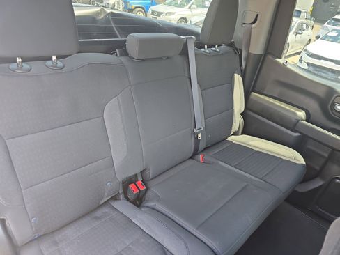Used 2022 Chevrolet Silverado 1500 Custom RWD image 11