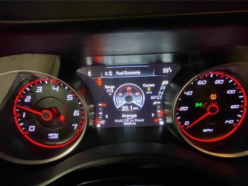 Used 2023 Dodge Charger SXT image 9