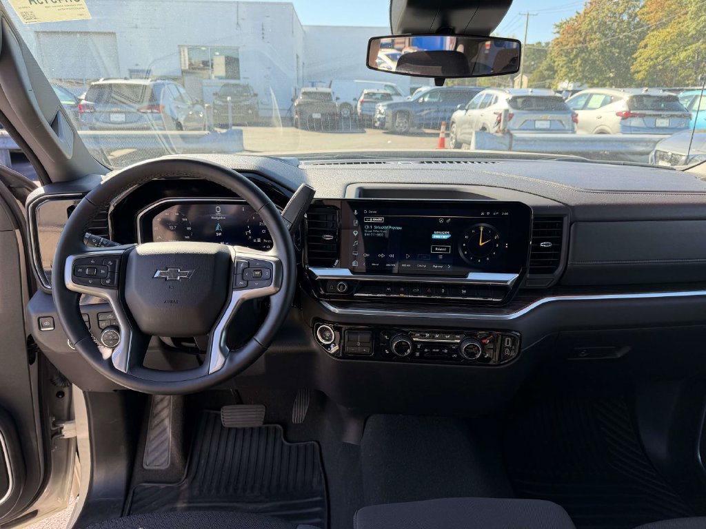Used 2026 Chevrolet Silverado 1500 RST AWD/4WD image 21
