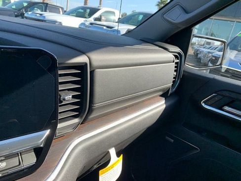 New 2026 GMC Sierra 1500 SLT w/ SLT Premium Plus Package image 26