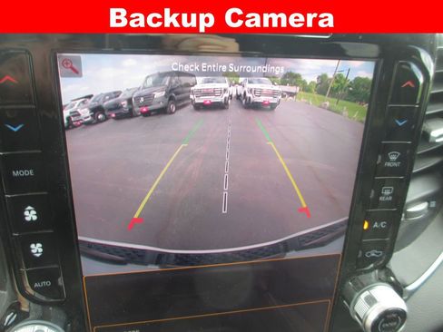 Used 2025 RAM 1500 Big Horn AWD/4WD image 17