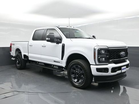 Certified 2024 Ford F250 Lariat w/ Lariat Ultimate Package image 2