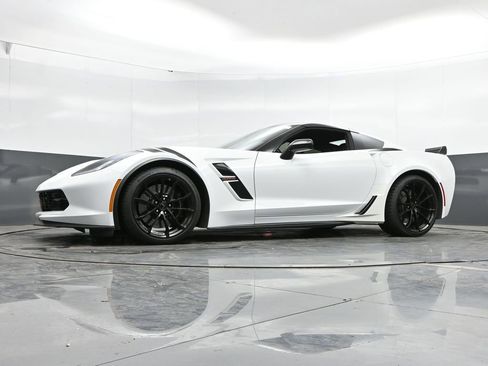 Used 2017 Chevrolet Corvette Grand Sport RWD image 46