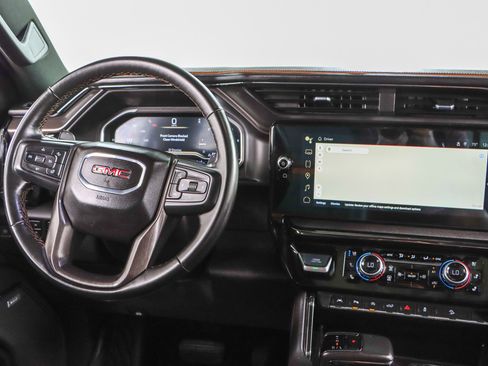 Used 2023 GMC Sierra 1500 AT4 w/ Technology Package AWD/4WD image 19