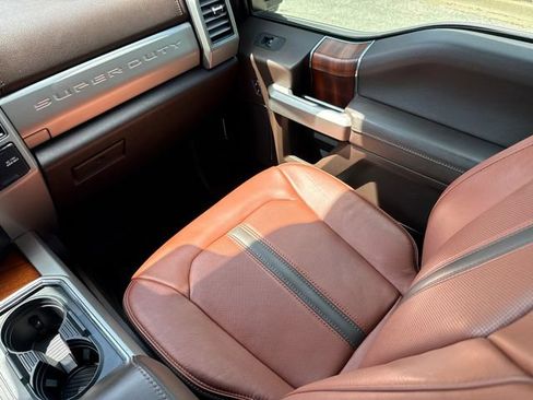 Used 2019 Ford F350 King Ranch w/ King Ranch Ultimate Package AWD/4WD image 14