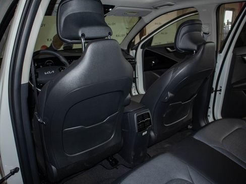 New 2023 Kia Niro Wave image 10