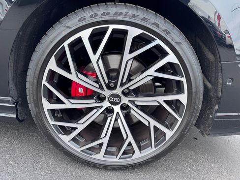 Used 2021 Audi S8 L w/ Full Leather Package AWD/4WD image 39