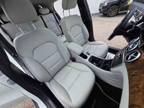 Used 2015 Mercedes-Benz GLA 250 image 35