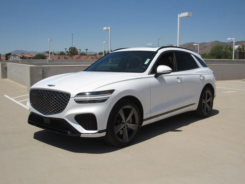 Used 2024 Genesis GV70 2.5T w/ Sport Prestige Package AWD/4WD image 1