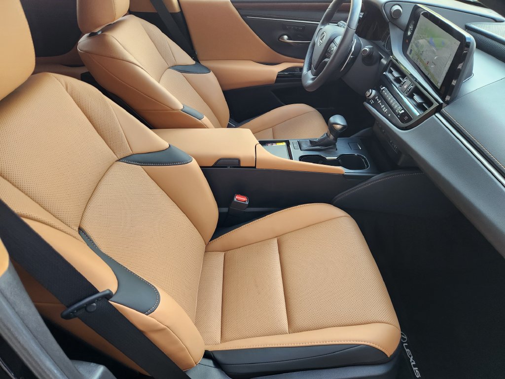 Certified 2025 Lexus ES 350 w/ Premium Package FWD image 14