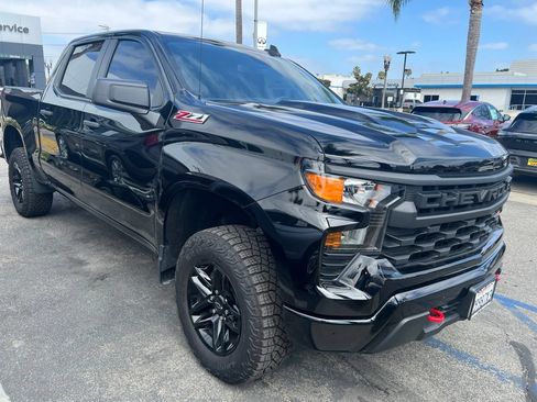 Used 2024 Chevrolet Silverado 1500 Custom Trail Boss AWD/4WD image 11
