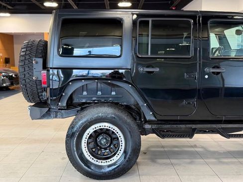 Used 2016 Jeep Wrangler Unlimited Sport w/ Quick Order Package 24S AWD/4WD image 17