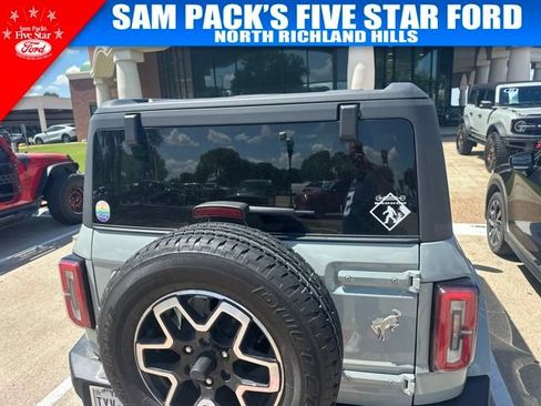 Used 2024 Ford Bronco Outer Banks AWD/4WD image 9