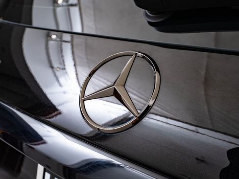 Used 2024 Mercedes-Benz GLC 43 AMG 4MATIC image 18