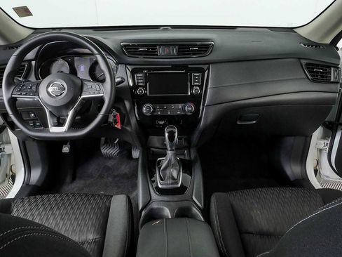 Used 2020 Nissan Rogue S w/ Special Edition Package FWD image 17