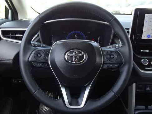 Used 2025 Toyota Corolla Cross XLE w/ Convenience Package AWD/4WD image 24