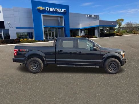 Used 2018 Ford F150 XLT w/ Equipment Group 302A Luxury AWD/4WD image 28