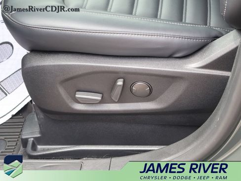 Used 2024 Ford Edge SEL w/ Convenience Package AWD/4WD image 23