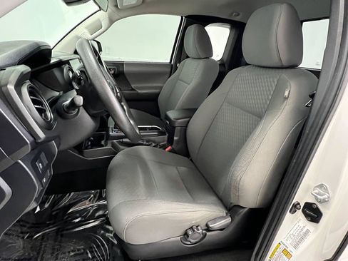 Used 2021 Toyota Tacoma SR RWD image 8
