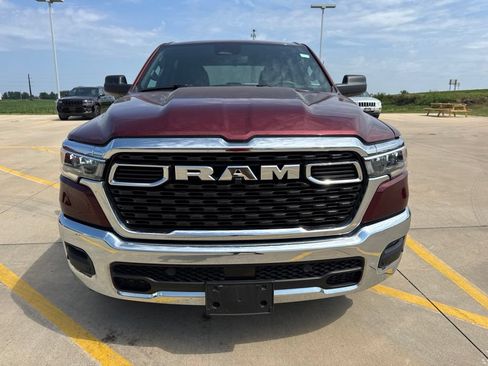 Used 2025 RAM 1500 Big Horn AWD/4WD image 2