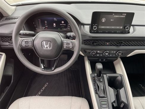 Certified 2025 Honda Accord LX image 10