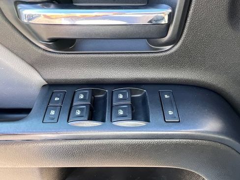 Used 2016 Chevrolet Silverado 2500 W/T w/ Snow Plow Prep Package AWD/4WD image 19